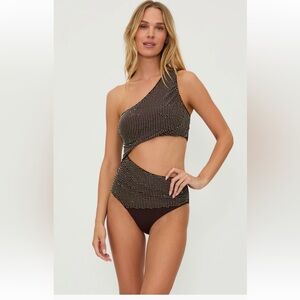 NWT BEACH RIOT Anja Stud Cut out One-Piece - Size XS
